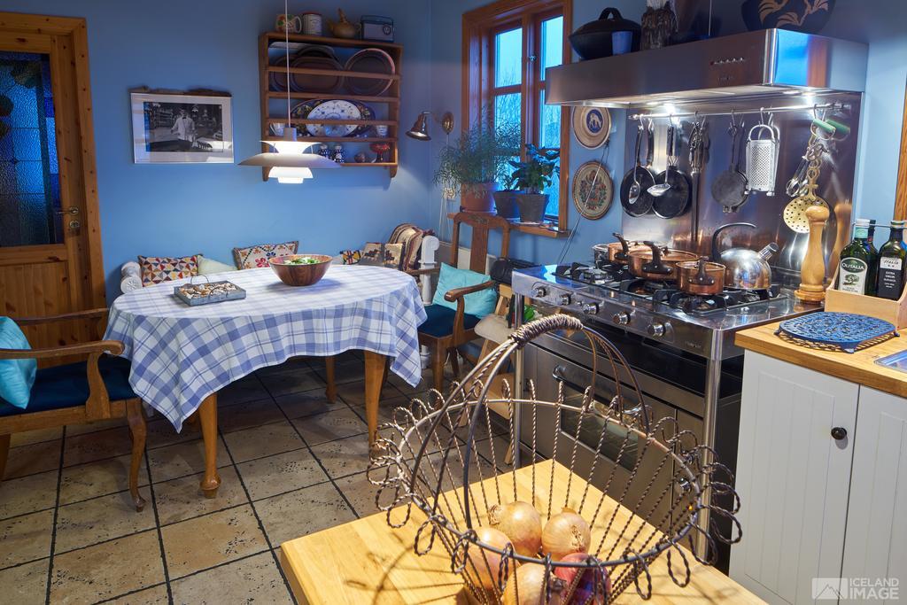 Guesthouse Heba Stokkseyri Экстерьер фото