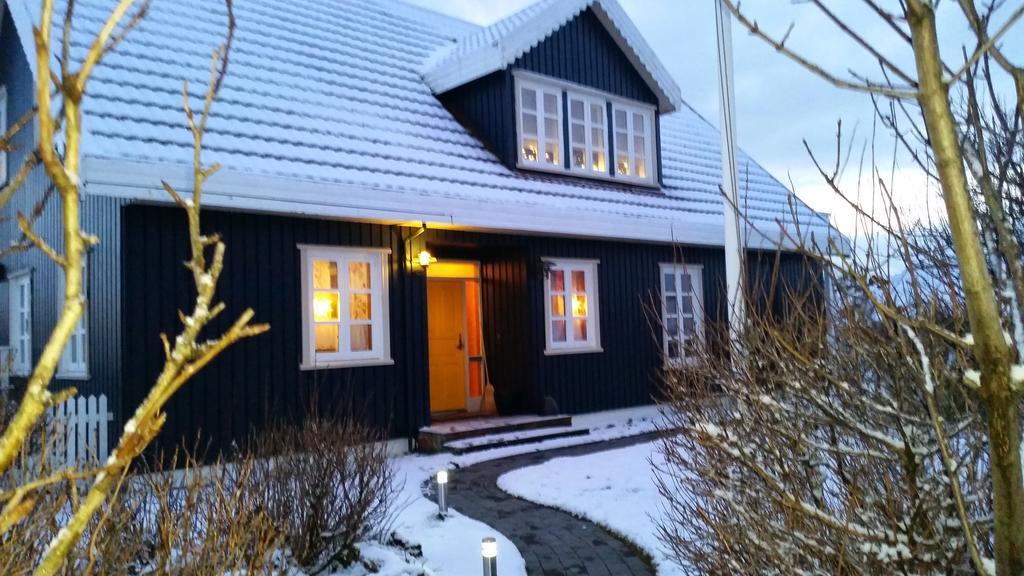 Guesthouse Heba Stokkseyri Экстерьер фото