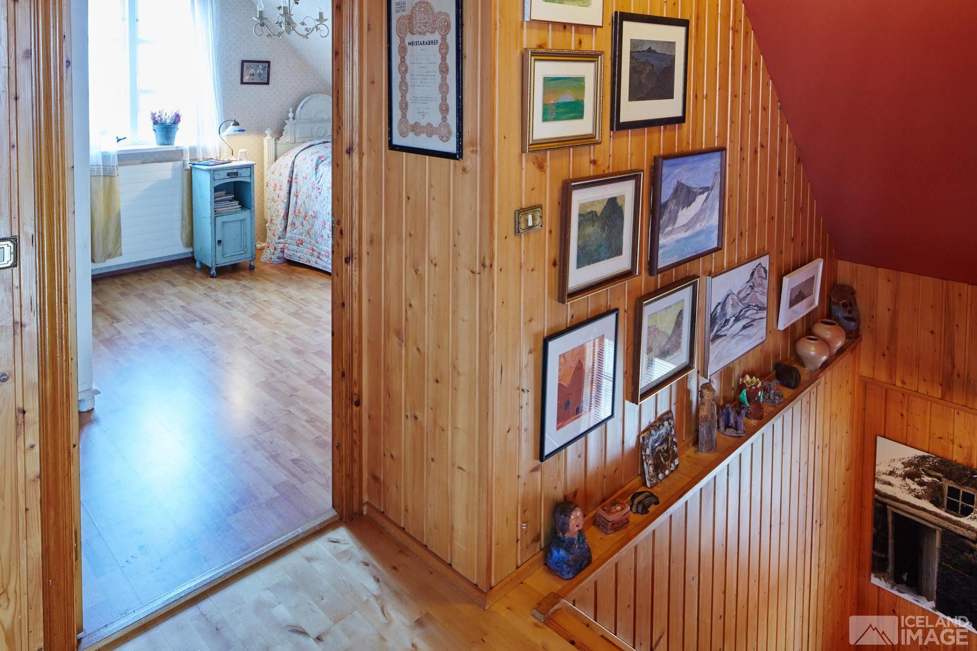 Guesthouse Heba Stokkseyri Экстерьер фото